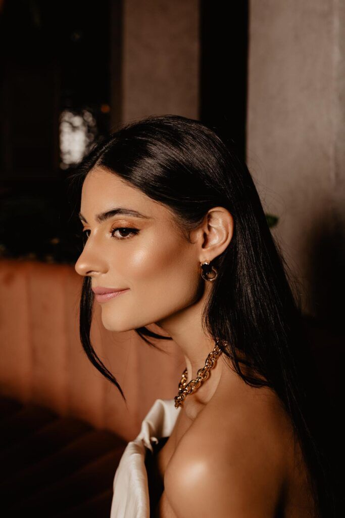 Maquillaje natural luminoso para invitada de boda, realizado por Sara Passos MUA